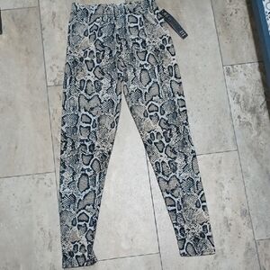 New Mix Black and Cream Patterned Leggings